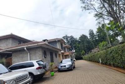 4 Bed Townhouse with En Suite at Lavington Green