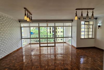 3 Bed Apartment with En Suite in Kilimani