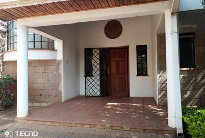 5 Bed Townhouse with En Suite at Off Ruaka Rd