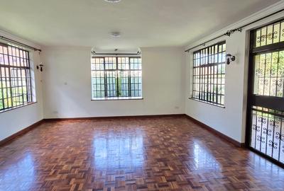 4 Bed House with En Suite at Convent Drive - 4