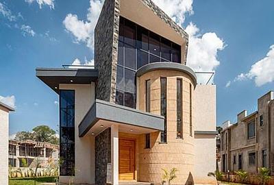 4 Bed Villa with En Suite in Loresho - 2