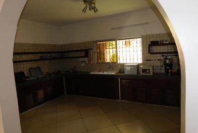 4 Bed House with En Suite at Nyali