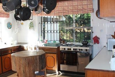 5 Bed House with Staff Quarters in Nyari - 4