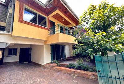 4 Bed Townhouse with En Suite in Lavington