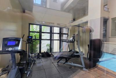 3 Bed Apartment with En Suite at Lavington - 4