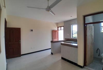 Studio Apartment with Borehole in Mtwapa - 4