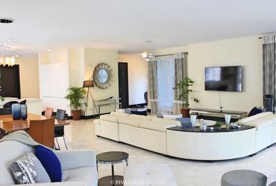 4 Bed Apartment with En Suite in Westlands Area