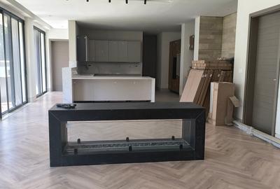 5 Bed Villa with En Suite in Kyuna - 4