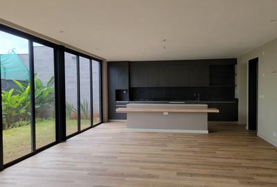 4 Bed House with En Suite in Kiambu Road - 3