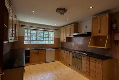 4 Bed Townhouse with En Suite at Mageta Road