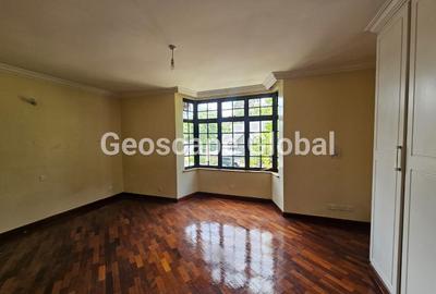 5 Bed House with En Suite in Karen
