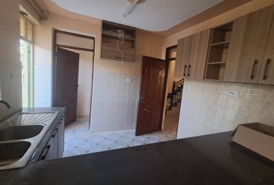 2 Bed Apartment with En Suite in Katani - 4