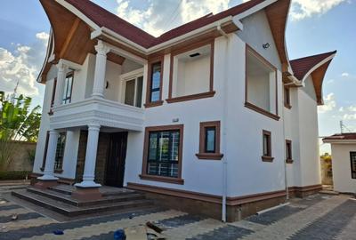 5 Bed House with En Suite at Karuguru - 3