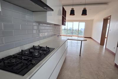 3 Bed Apartment with En Suite in Parklands - 4