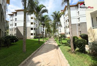 3 Bed Apartment with En Suite at Sunset Boulevard