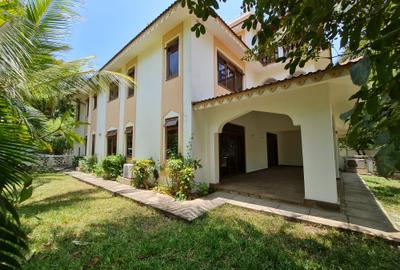 4 Bed Townhouse with En Suite in Nyali Area