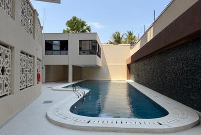 3 Bed Apartment with En Suite at Mbuni Road