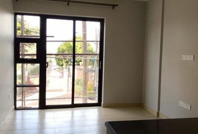 Serviced 2 Bed Apartment with En Suite at Kirawa Road - 4