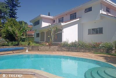 5 Bed House with En Suite at Off Runda Grove