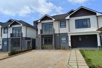 3 Bed Townhouse with En Suite at Five Star Paradise