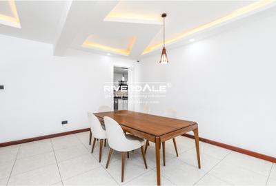 4 Bed Apartment with En Suite in General Mathenge