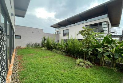 3 Bed Villa with En Suite in Kiambu Road - 3