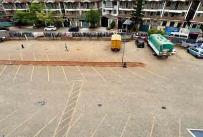 Commercial Property with Fibre Internet in Eastleigh - 2