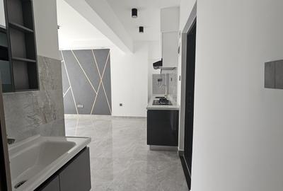 1 Bed Apartment with En Suite at Valley Arcade - 2