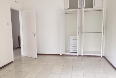 4 Bed Townhouse with En Suite at Kilimani