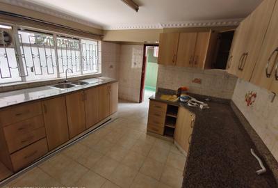 4 Bed Townhouse with En Suite at Lavington Green