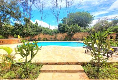 5 Bed Villa with En Suite in Diani