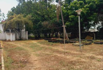 2 ac Land in Nyali Area