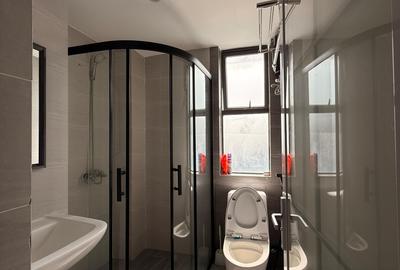 Serviced 2 Bed Apartment with En Suite in Upper Hill
