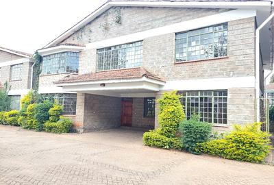 4 Bed Townhouse with En Suite at Kilimani - 2