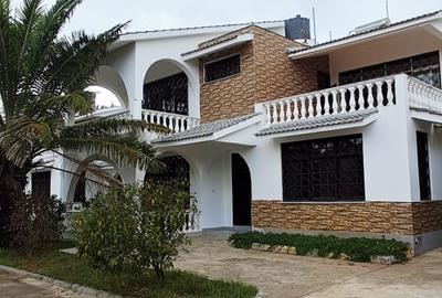 4 Bed House in Shanzu - 2