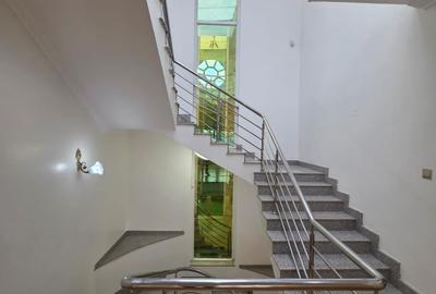 4 Bed Townhouse with En Suite at Riverside Drive - 3