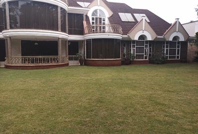 6 Bed House with En Suite in Muthaiga - 2
