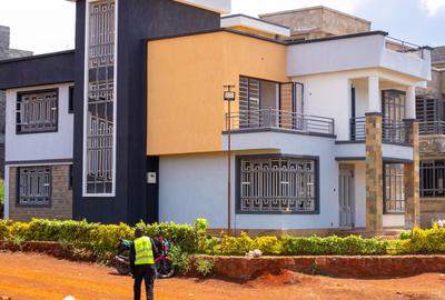 4 Bed House with En Suite at Thikaroad - 2