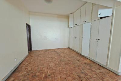 4 Bed House with En Suite at Peponi Road