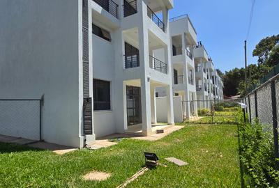 5 Bed Townhouse with En Suite at Lavington Green - 3