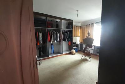 5 Bed House with Staff Quarters at Milimani