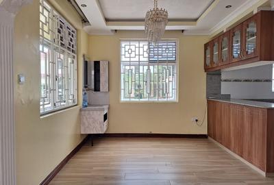 3 Bed House with Garden in Runda