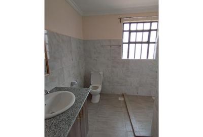 3 Bed Townhouse with En Suite at Baraka