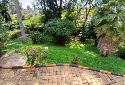 4 Bed House with En Suite in Gigiri