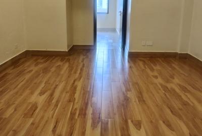 1 Bed Apartment with En Suite at Parklands - 4