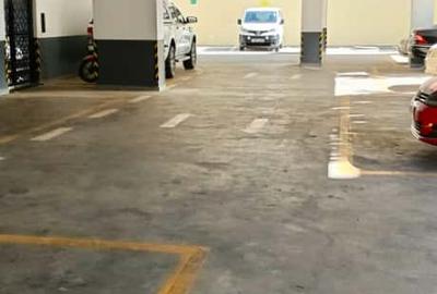 1 Bed Apartment with En Suite in Westlands Area - 4