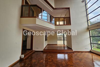 5 Bed Townhouse with En Suite in Lavington