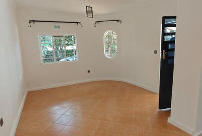 2 Bed House with En Suite in Karen - 2