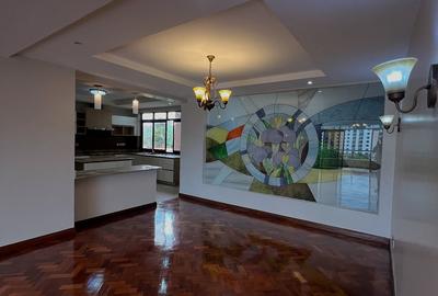 4 Bed Apartment with En Suite at Riverside Drive - 2