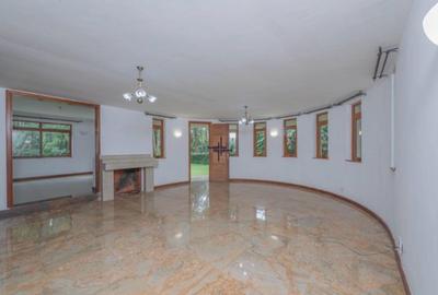 4 Bed House with En Suite in Karen - 4